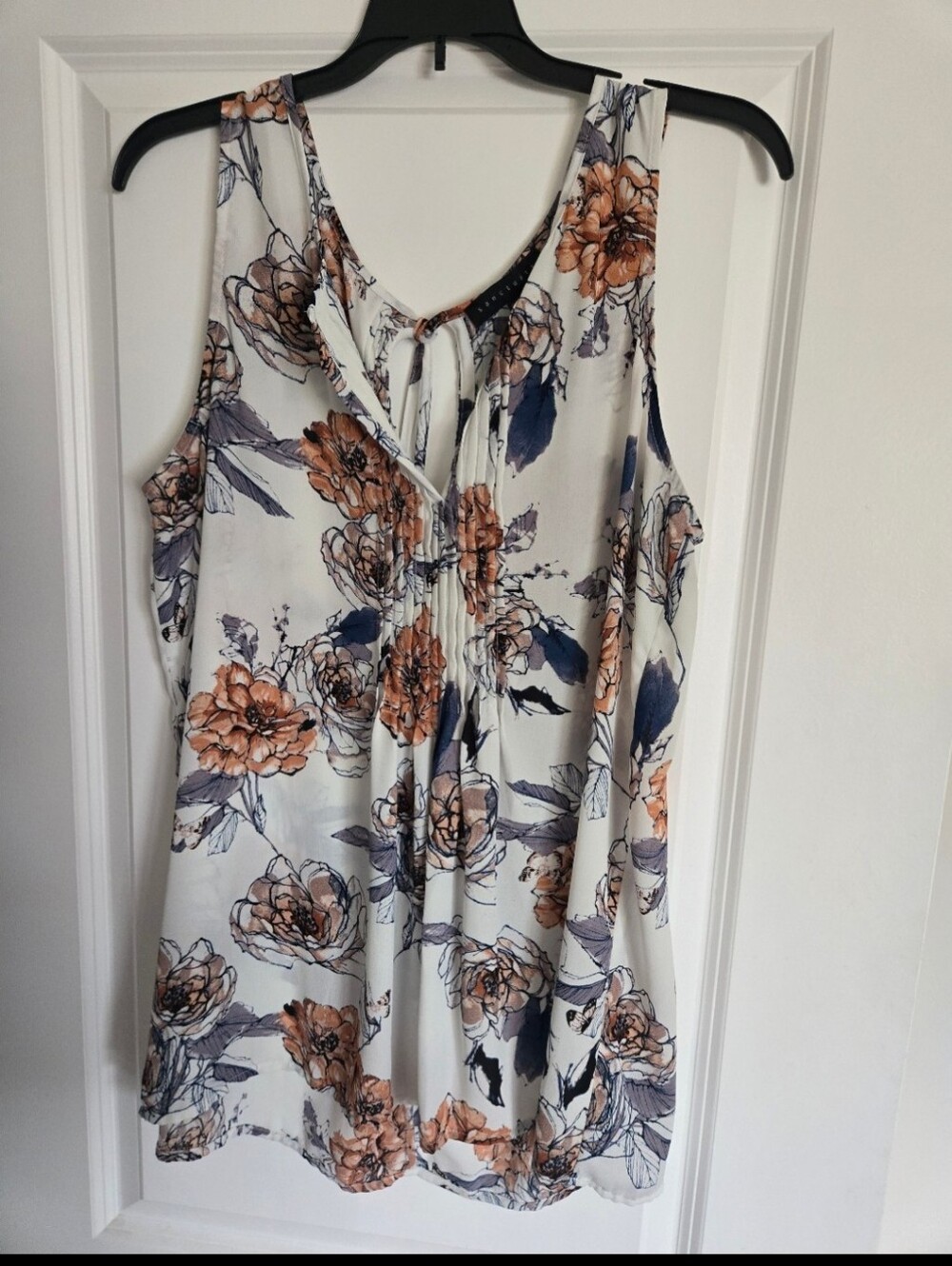 Sanctuary multicolor floral sleeveless blouse Size XL